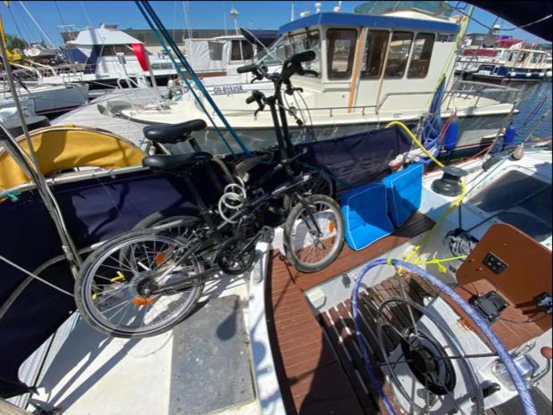 Bateau Watson Accueillant & Chaleureux Hotell Ouistreham Eksteriør bilde